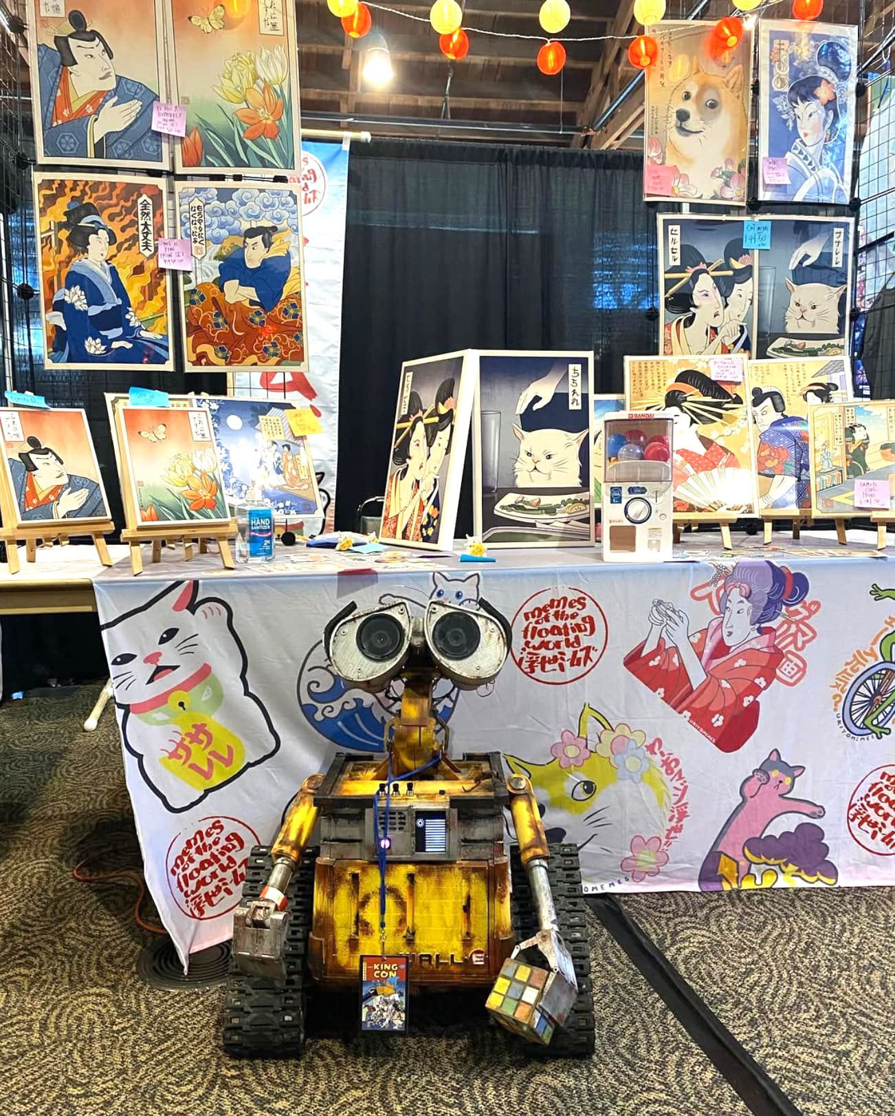 Hanging out with WALL-E at King Con